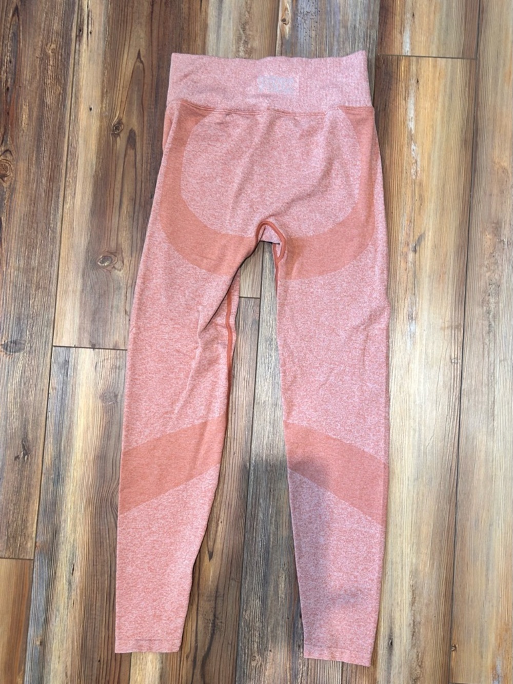 PINK Victoria's Secret Coral Seamless Ankle Leggings